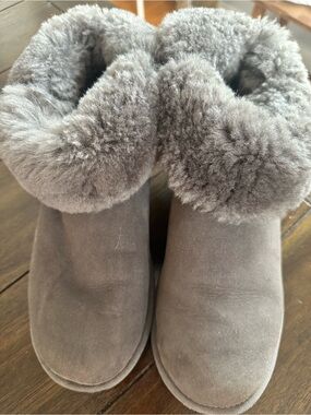 ❄️Cozy Women's Gray Faux-Shearling Slipper Boots